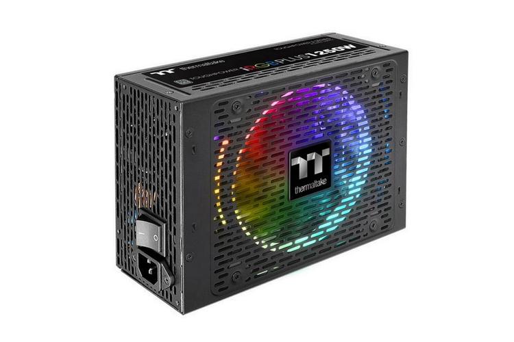 系统:thermaltake 曜越 发布 toughpower irgb plus 1250w钛金 数字